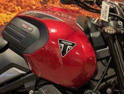 2026 Triumph Trident 800 Trident Red