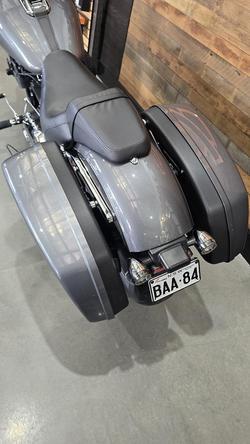 2022 Harley-Davidson Sport Glide 107 (FLSB) Softail Grey