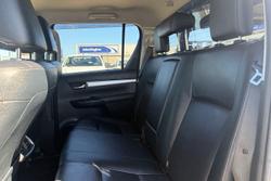 2019 Toyota Hilux SR5