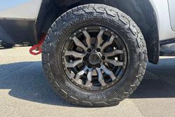 2019 Toyota Hilux SR5