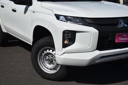 2019 Mitsubishi Triton GLX