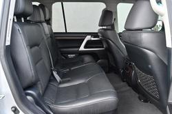 2019 Toyota Landcruiser VX VDJ200R 4X4 Dual Range Silver Pearl