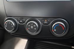 2017 Kia Cerato S YD MY17 Clear White