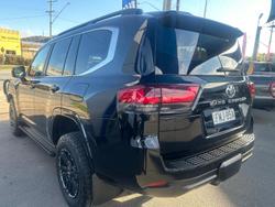 2023 Toyota Landcruiser VX
