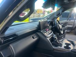 2023 Toyota Landcruiser VX