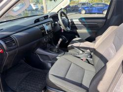 2016 TOYOTA HILUX WORKMATE
