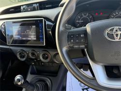 2016 TOYOTA HILUX WORKMATE