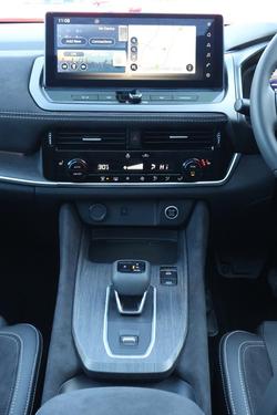 2025 Nissan QASHQAI Ti-L