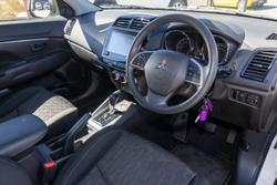 2023 Mitsubishi ASX ES