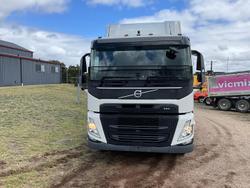2022 Volvo Fm Series FM11 WHITE