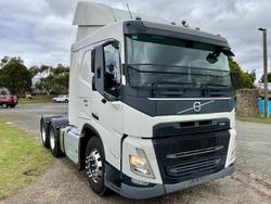 2022 Volvo Fm Series FM11 WHITE