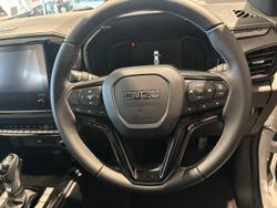 2026 Isuzu D-MAX BLADE MY25.5 4X4 Dual Range Mineral White