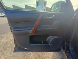 2009 Toyota Kluger Grande