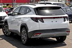 2026 Hyundai Tucson Hybrid Premium