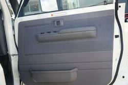 2025 Toyota Landcruiser GXL