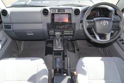 2025 Toyota Landcruiser GXL