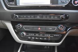2015 Kia Carnival SLi YP MY15 Clear White