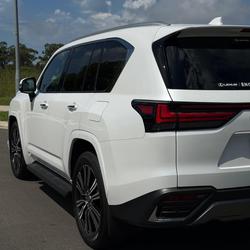 2025 Lexus LX 600 Luxury