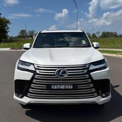 2025 Lexus LX 600 Luxury