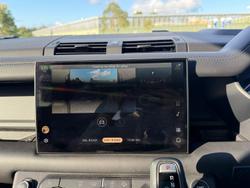 2023 Land Rover Defender 110 D300 X-Dynamic HSE