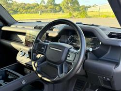2023 Land Rover Defender 110 D300 X-Dynamic HSE
