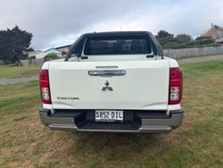 2025 Mitsubishi Triton GLX-R
