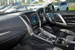 2019 Mitsubishi Pajero Sport Black Edition