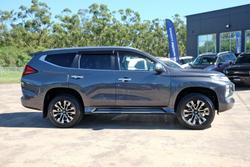 2022 Mitsubishi Pajero Sport Exceed