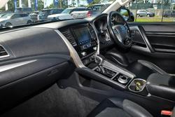 2022 Mitsubishi Pajero Sport Exceed