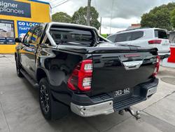 2023 Toyota Hilux SR5