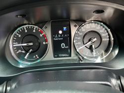 2023 Toyota Hilux SR5