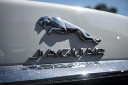 2015 Jaguar XF Premium Luxury