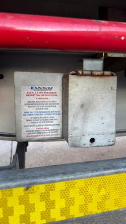 2016 Krueger 24P Drop Deck Red