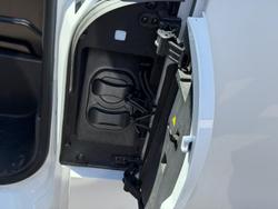 2023 LDV eDeliver 7