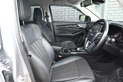 2024 Isuzu MU-X LS-T