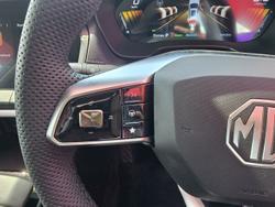 2024 MG ZS Essence Hybrid+