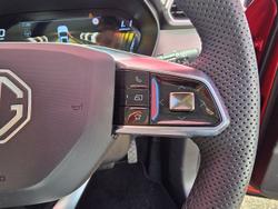 2024 MG ZS Essence Hybrid+