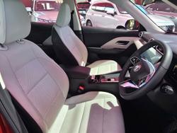 2024 MG ZS Essence Hybrid+