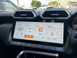 2024 MG ZS Essence Hybrid+