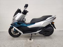 CFMOTO 2025 CFMOTO 150CC 150SC Scooter ABS