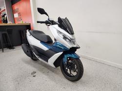 2025 CFMOTO 2025 CFMOTO 150CC 150SC Scooter ABS Silver