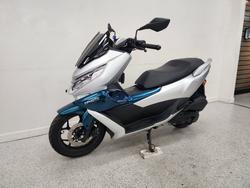 2025 CFMOTO 2025 CFMOTO 150CC 150SC Scooter ABS Silver