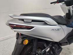 2025 CFMOTO 2025 CFMOTO 150CC 150SC Scooter ABS Silver