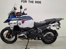 2025 BMW Motorrad R 1300 GS ADVENTURE TROPHY Blue