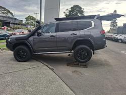 2022 Toyota Landcruiser VX