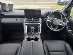2022 Toyota Landcruiser VX
