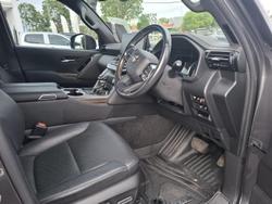 2022 Toyota Landcruiser VX