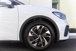 2025 Volkswagen ID.5 Pro