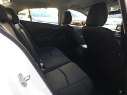 2015 Mazda 3 Maxx