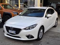 2015 Mazda 3 Maxx
